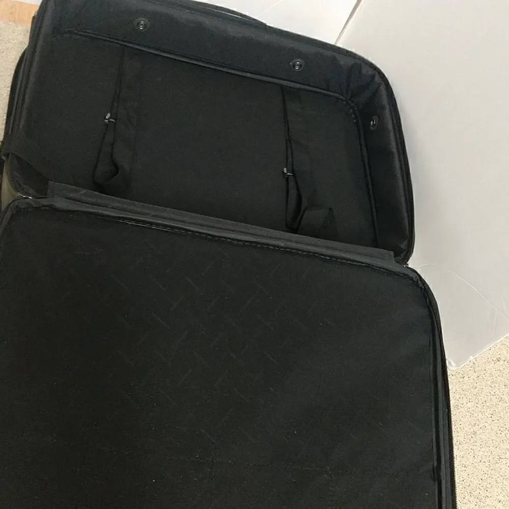 .Samsonite Vinyl Laptop Carry on